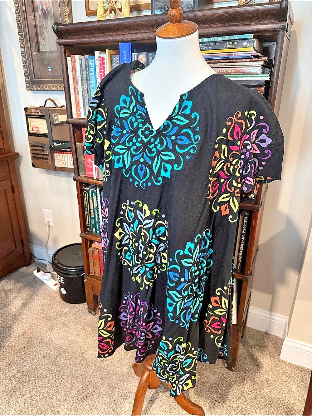 Black & Multicolor Geometric Print Mini Dress